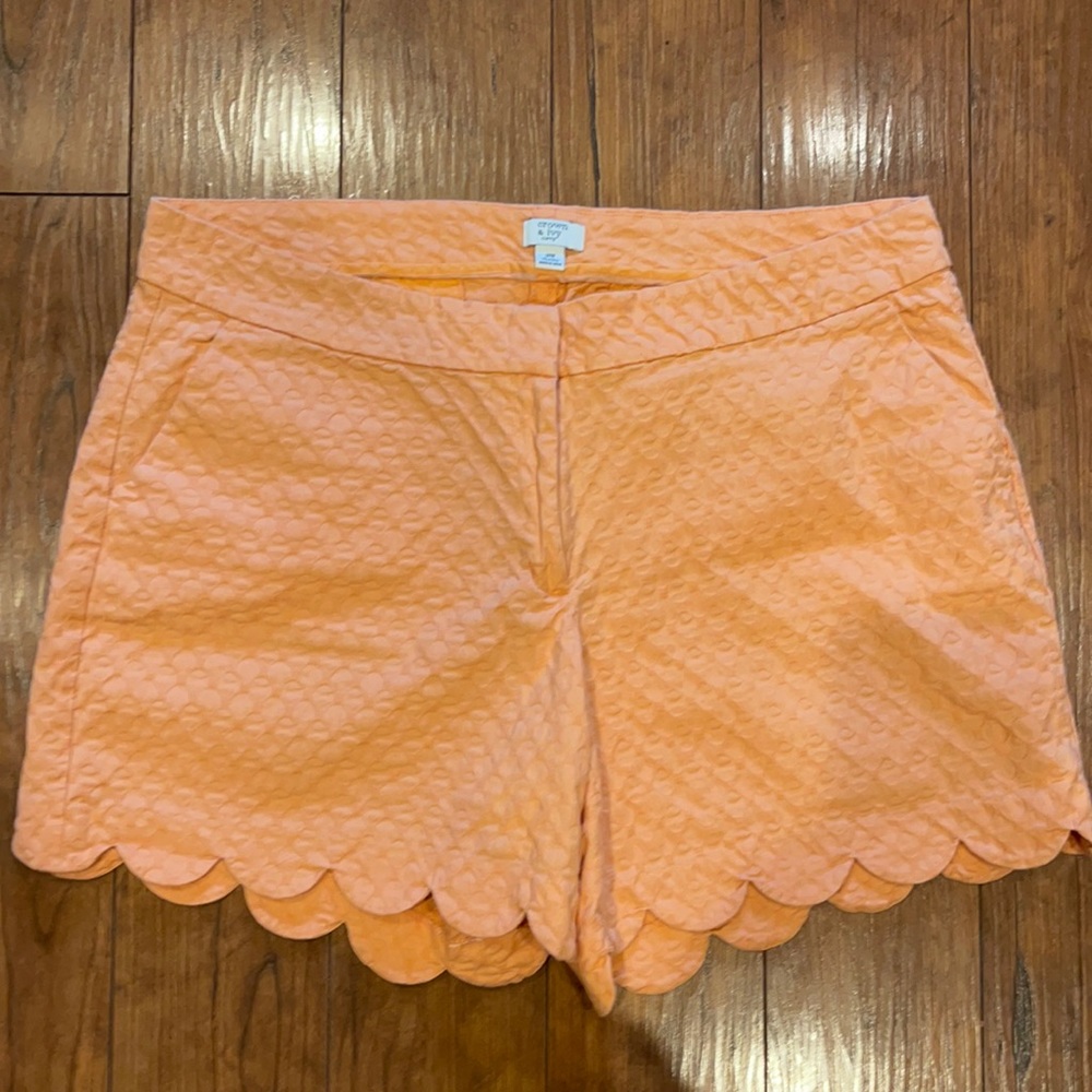 crown & ivy 18w shorts